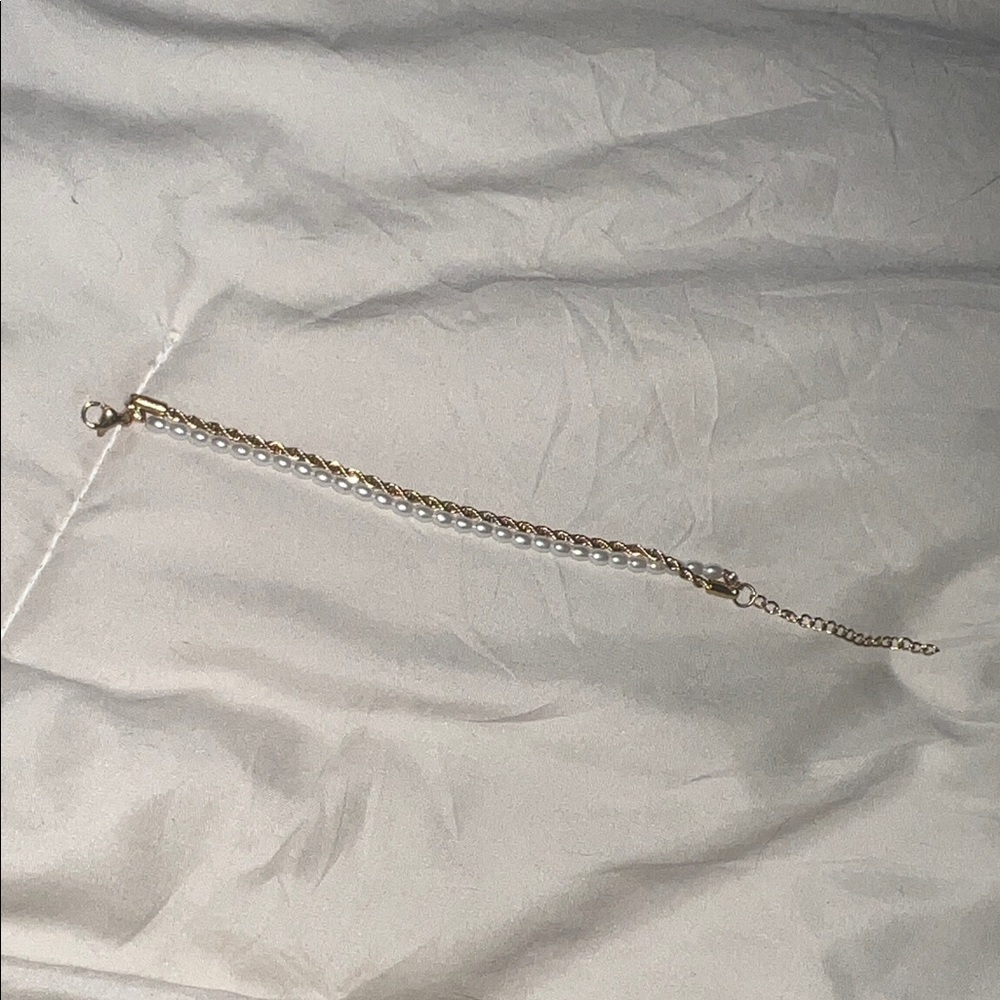 Gold and Pearl Chain Bracelet